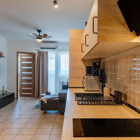 Apartment Maria's Perla By Interhome *