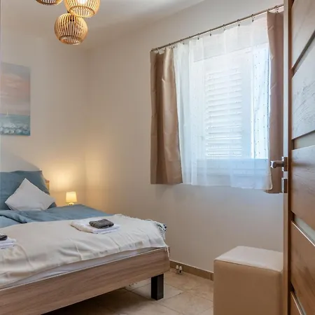 Maria's Perla By Interhome * Vir