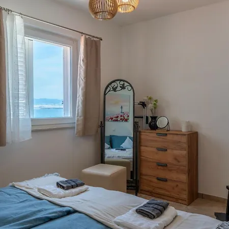 Apartment Maria's Perla By Interhome
