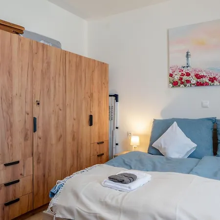 Apartment Maria's Perla By Interhome